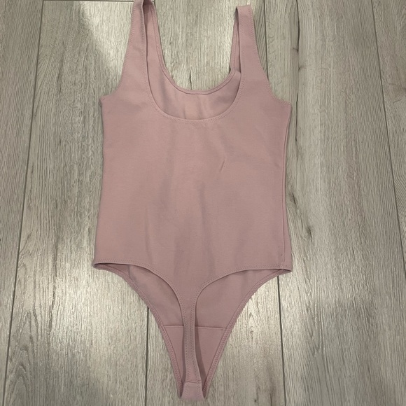 Wilfred Aritzia Bodysuit - Picture 5 of 9